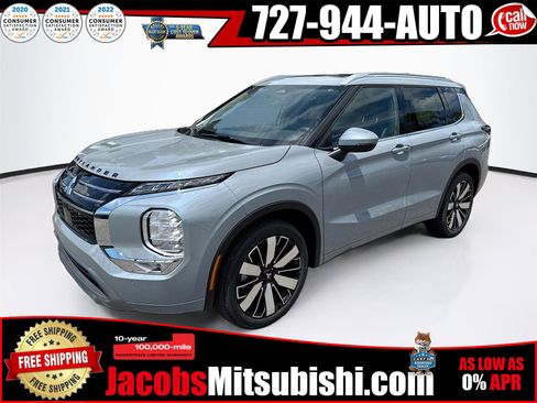 New 2026 Mitsubishi Outlander SEL FWD image 1