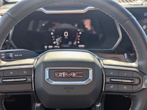 Used 2023 GMC Canyon AT4 w/ AT4 Premium Package AWD/4WD image 22