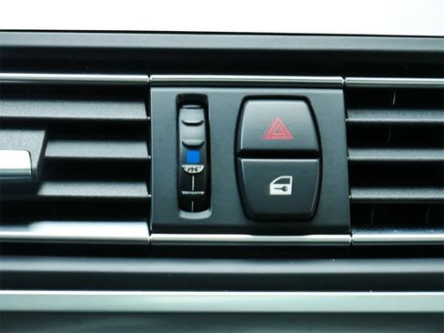 Used 2014 BMW 650i xDrive Coupe image 24