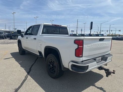 Used 2024 Chevrolet Silverado 2500 LTZ w/ LTZ Plus Package AWD/4WD image 3