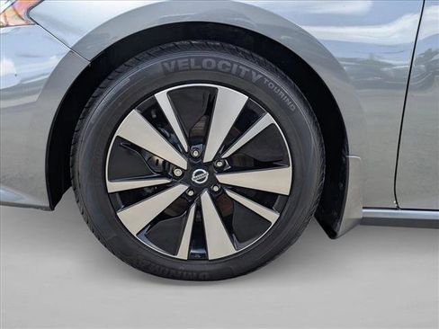 Used 2021 Nissan Altima 2.5 SV FWD image 22