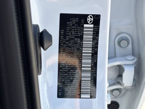 Used 2026 Toyota Corolla SE FWD image 30