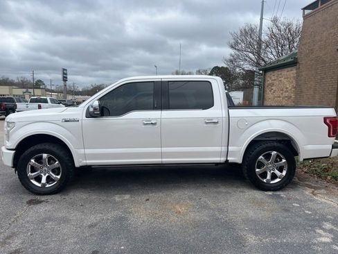 Used 2015 Ford F150 Platinum w/ Equipment Group 701A Luxury image 4