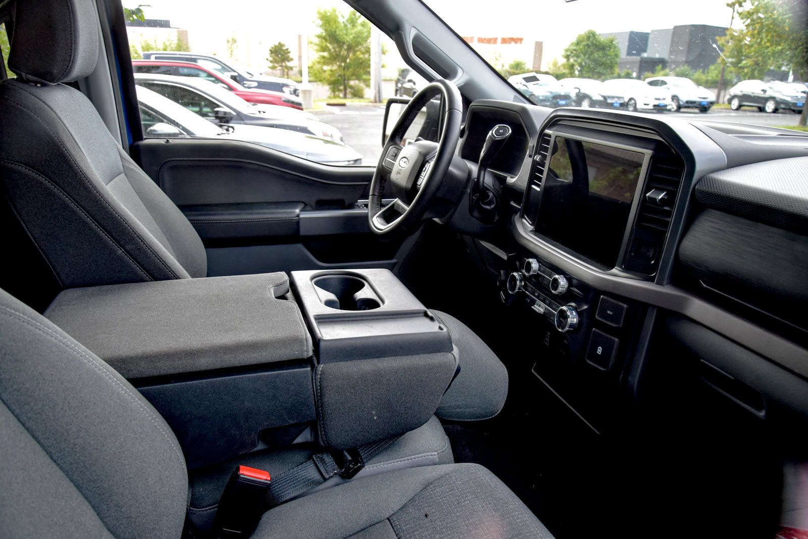 Used 2025 Ford F150 XLT w/ Equipment Group 301A Standard AWD/4WD image 18