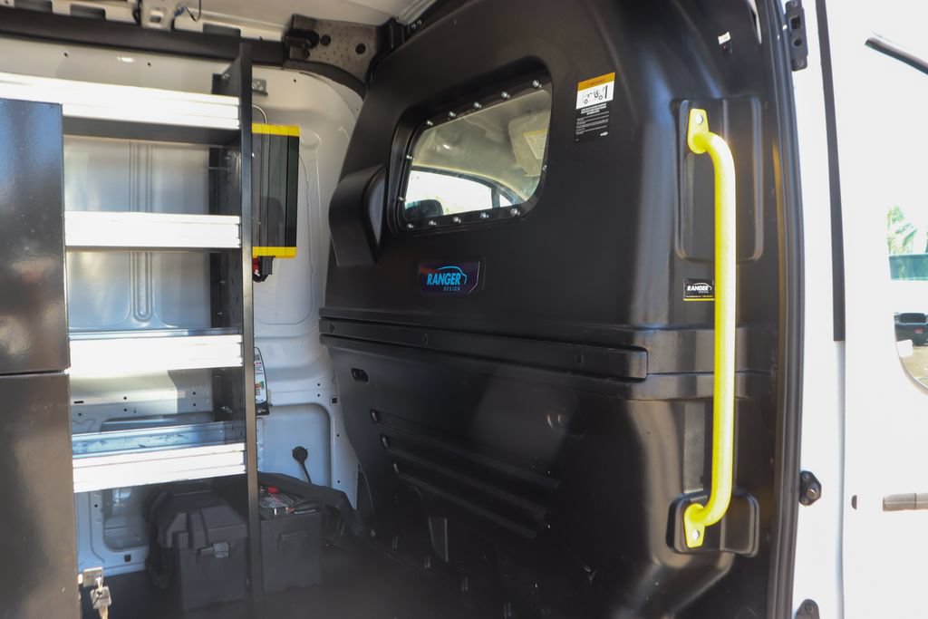 Used 2022 Ford E-Transit Medium Roof RWD image 13