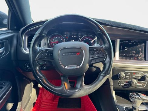 Used 2019 Dodge Charger R/T RWD image 14