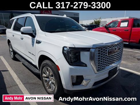 Used 2024 GMC Yukon XL Denali AWD/4WD image 1