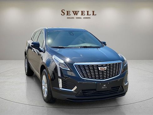 Certified 2023 Cadillac XT5 Luxury w/ LPO, Floor Liner Package FWD image 7