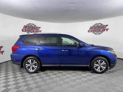 Used 2020 Nissan Pathfinder S FWD image 8