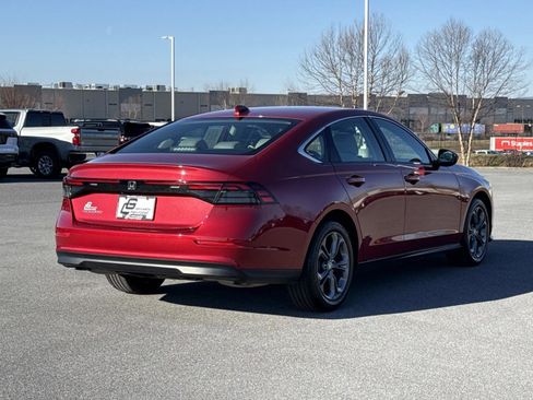 Used 2023 Honda Accord EX image 24