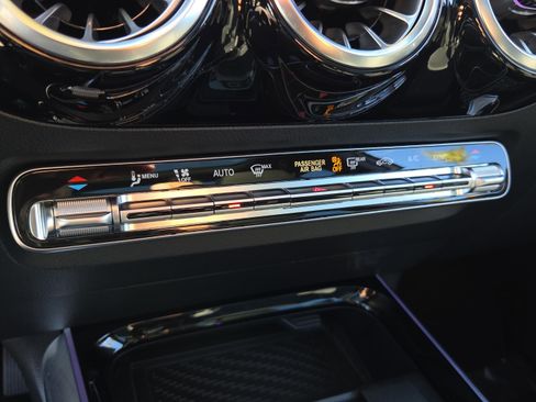 Used 2026 Mercedes-Benz GLA 250 image 29