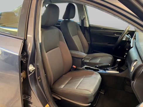 Used 2019 Toyota Corolla LE FWD image 9