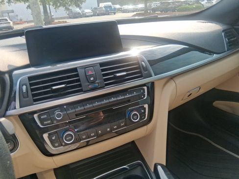 Used 2018 BMW 330i Gran Turismo xDrive AWD/4WD image 10