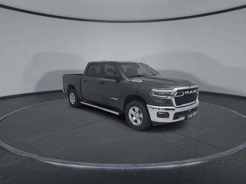 New 2026 RAM 1500 4x4 Crew Cab image 3