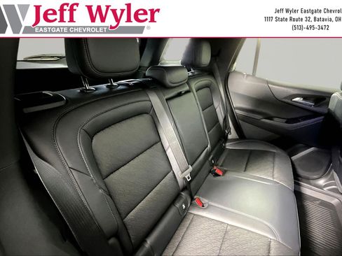 New 2026 Chevrolet Equinox LT w/ Convenience Package II FWD image 19