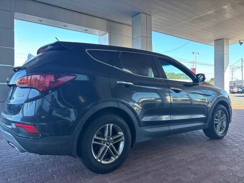 Used 2018 Hyundai Santa Fe Sport w/ Cargo Package FWD image 6