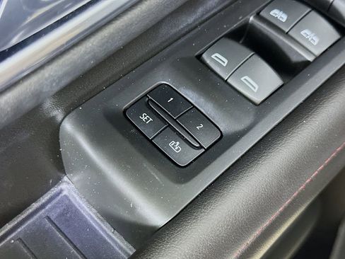 Used 2021 Chevrolet Tahoe RST w/ Luxury Package RWD image 22