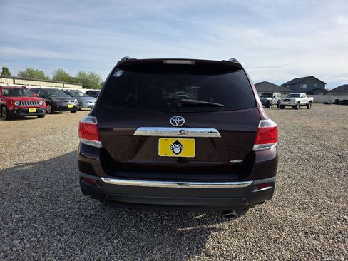 Used 2011 Toyota Highlander Limited w/ Tow Pkg AWD/4WD image 5