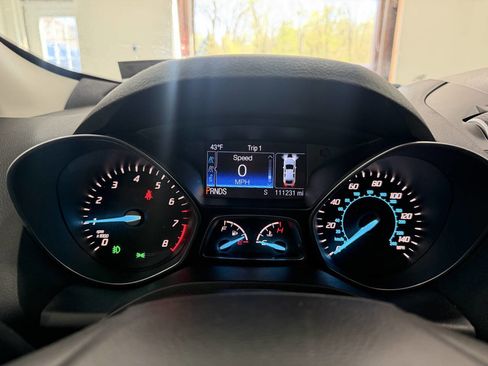 Used 2016 Ford Escape Titanium w/ Equipment Group 301A FWD image 29