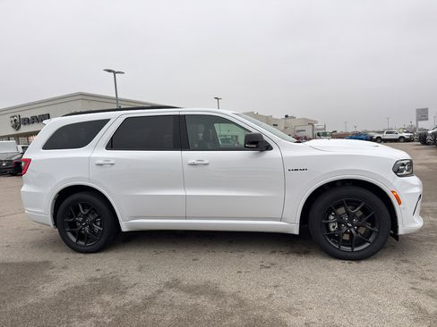 New 2026 Dodge Durango GT image 4