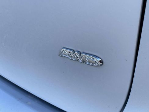 Used 2022 Chrysler Pacifica Touring-L image 25