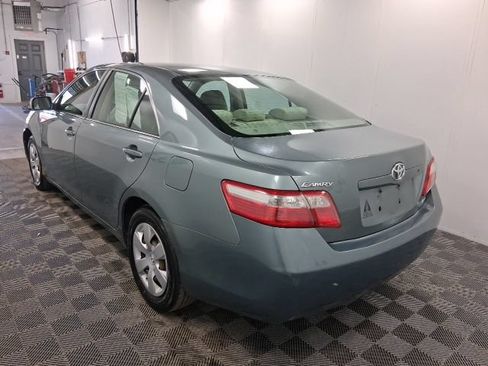 Used 2007 Toyota Camry LE FWD image 4