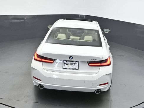 Used 2026 BMW 330i Sedan w/ Convenience Package RWD image 34