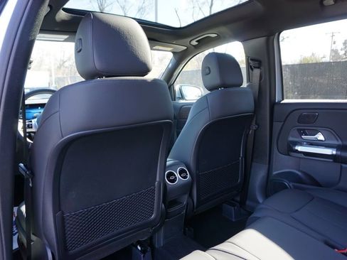 New 2026 Mercedes-Benz GLB 250 image 15