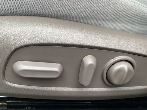 Used 2025 Chevrolet Malibu LT image 15