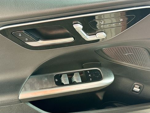 Used 2024 Mercedes-Benz C 300 4MATIC Sedan image 17