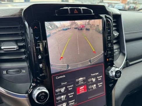 Used 2019 RAM 1500 Laramie image 27