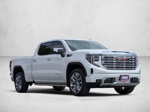 Used 2023 GMC Sierra 1500 Denali w/ Denali Reserve Package AWD/4WD image 3