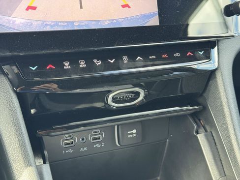 New 2026 Jeep Grand Cherokee L Limited AWD/4WD image 20