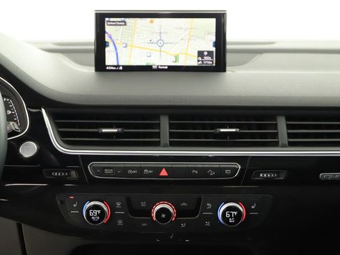 Used 2018 Audi Q7 3.0T Premium Plus w/ Premium Plus Package image 19