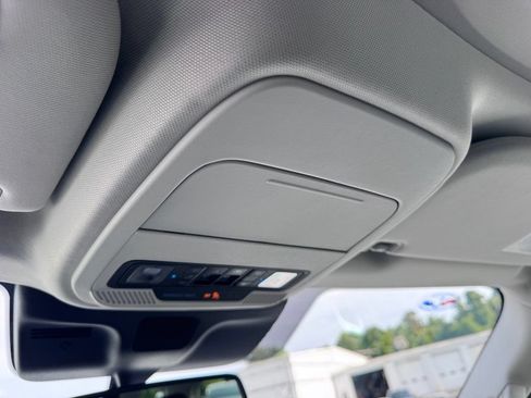 Used 2025 Ford Expedition Active RWD image 37