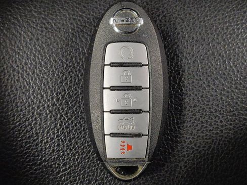 Used 2022 Nissan Altima 2.5 SR FWD image 32