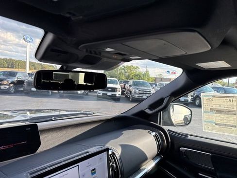 New 2025 Ford Expedition Tremor image 24