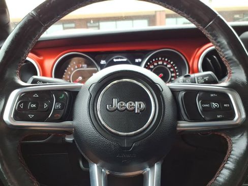 Used 2018 Jeep Wrangler Unlimited Rubicon AWD/4WD image 21