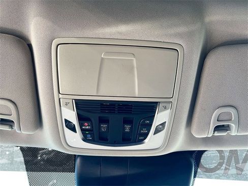 Used 2024 Acura RDX w/Technology Package image 19