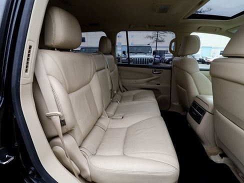 Used 2013 Lexus LX 570 4WD image 53