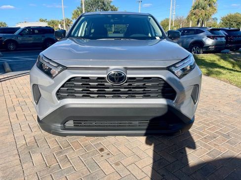 Used 2025 Toyota RAV4 LE image 7