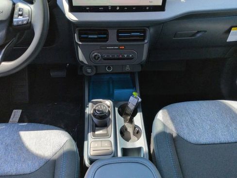 New 2026 Ford Maverick XLT FWD image 19