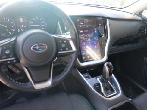 Used 2022 Subaru Outback Premium AWD/4WD image 8