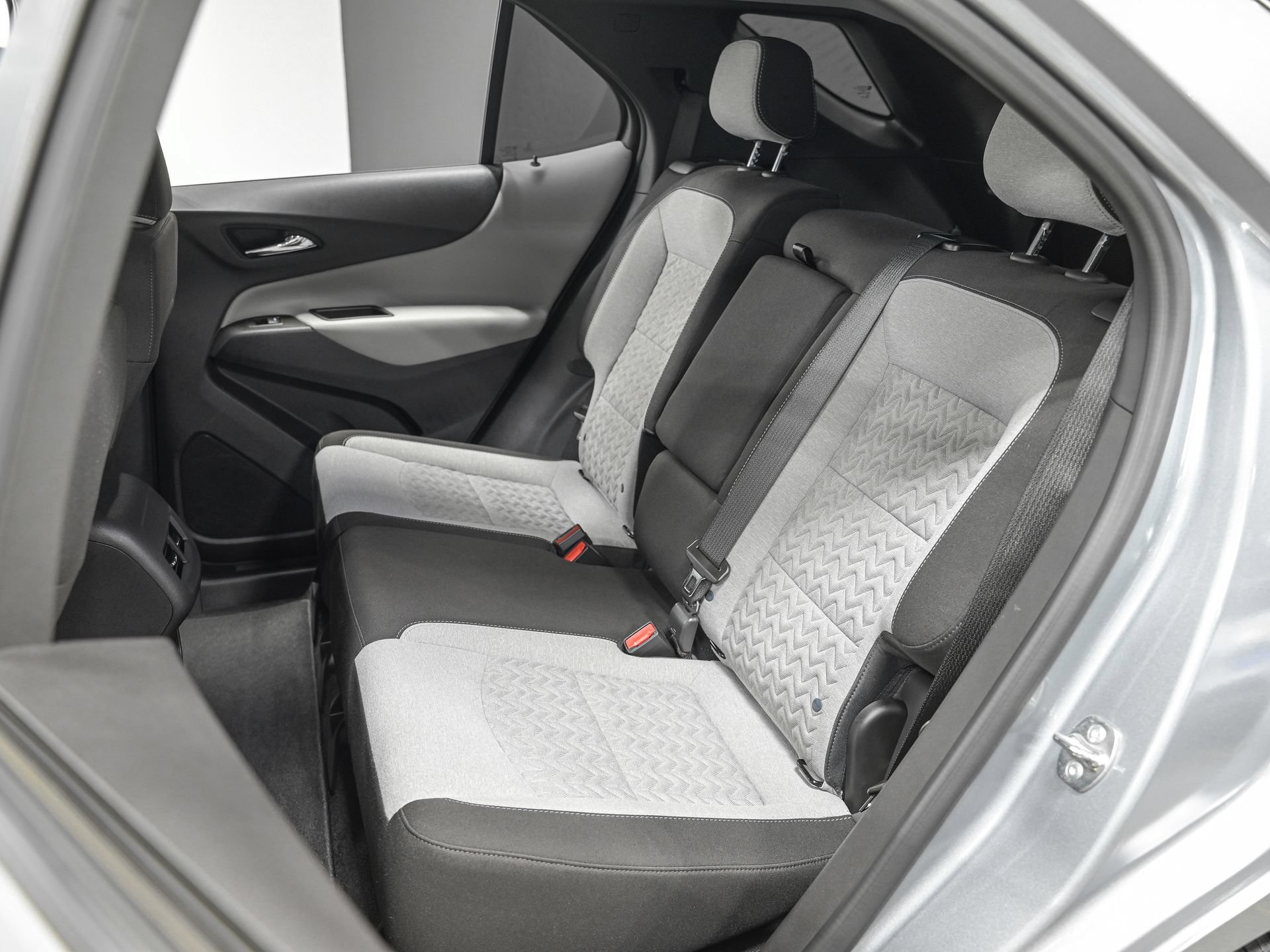 Used 2024 Chevrolet Equinox LS w/ LS Convenience Package FWD image 27