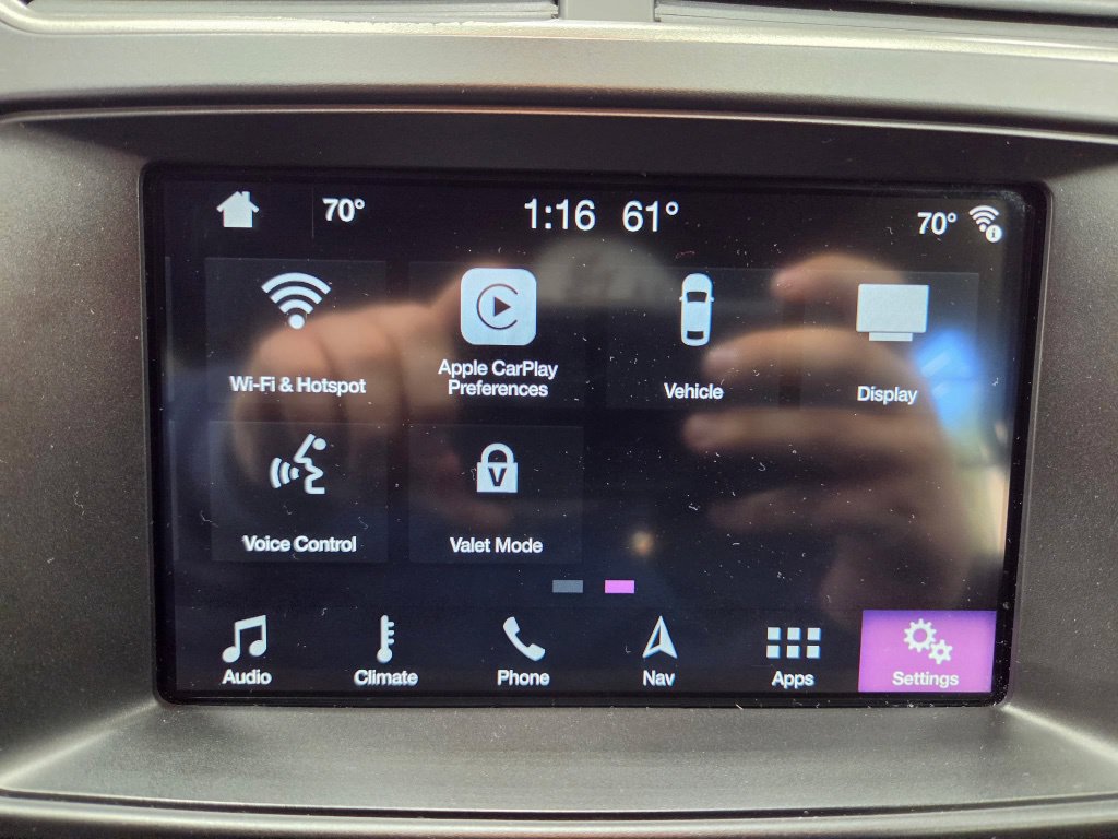 Used 2018 Ford Explorer XLT w/ XLT Technology Feature Bundle AWD/4WD image 43