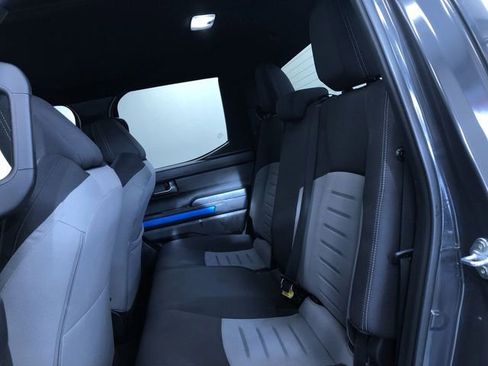 Certified 2025 Toyota Tacoma TRD Off-Road image 15