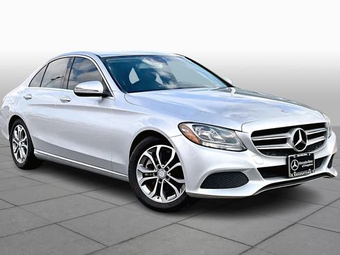 Used 2017 Mercedes-Benz C 300 Sedan image 2