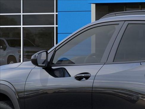 New 2026 Chevrolet Trax RS w/ Driver Confidence Package image 12