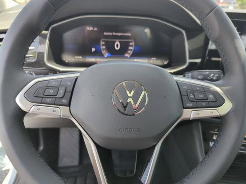 New 2026 Volkswagen Jetta SE FWD image 39