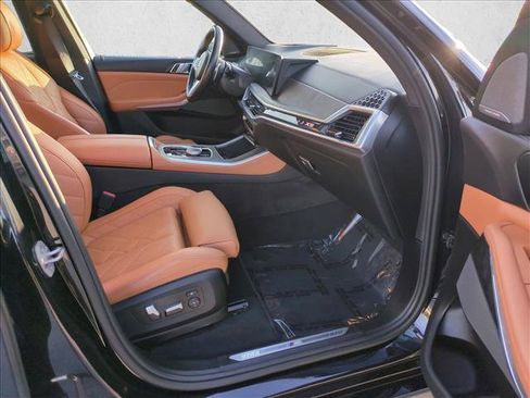 Used 2024 BMW X5 sDrive40i w/ M Sport Package RWD image 23